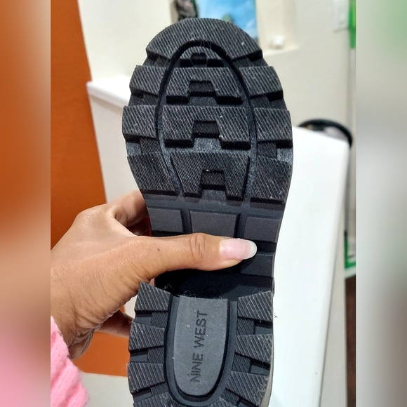 Black Ankle Chunky Heeled Boots W/ style idea pic. (NWOT) - Picture 9 of 13